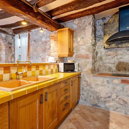 Casa Encanto Con Jacuzzi