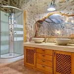 Casa Encanto Con Jacuzzi カントリーハウス